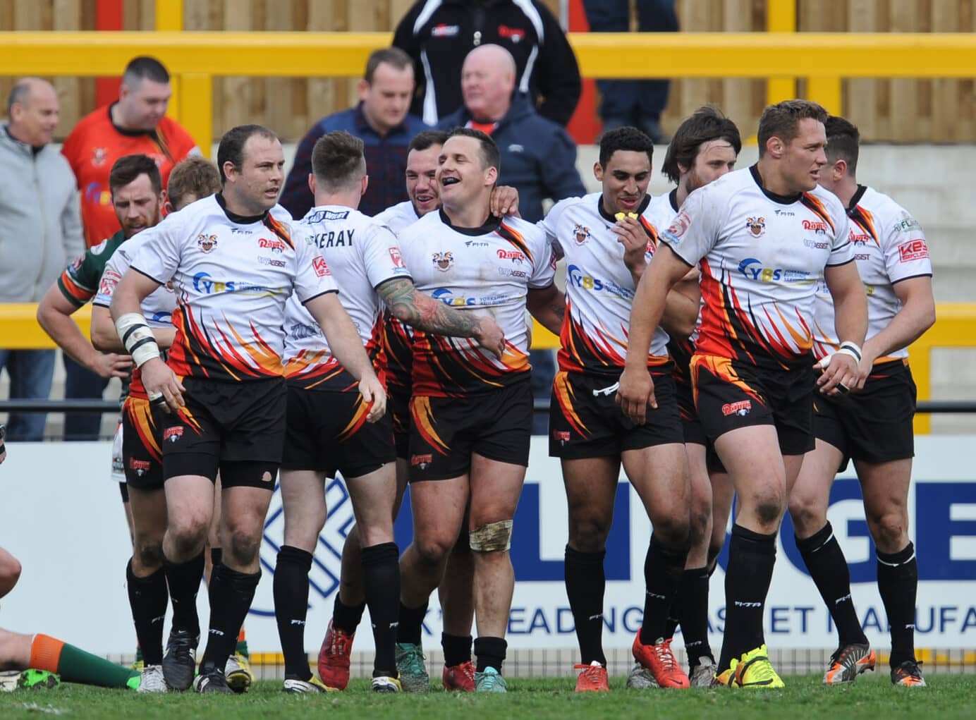 2015 - Dewsbury v Hunslet - Brett Seymour celebrates his try